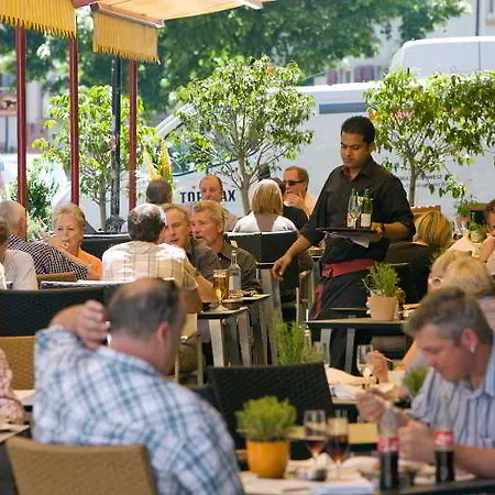 - Da Wohnen, Wo Lebt! Hotel Basel